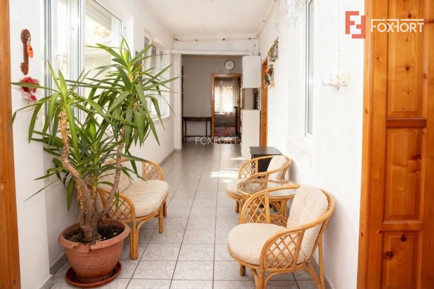 Casa individuala cu 4 camere, garaj si teren de 694 mp, zona Bujac Arad - 3