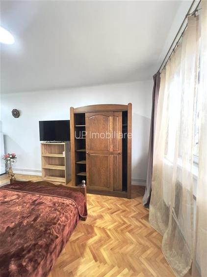 GARSONIERA DE INCHIRIAT |  CENTRU | ORADEA - 2