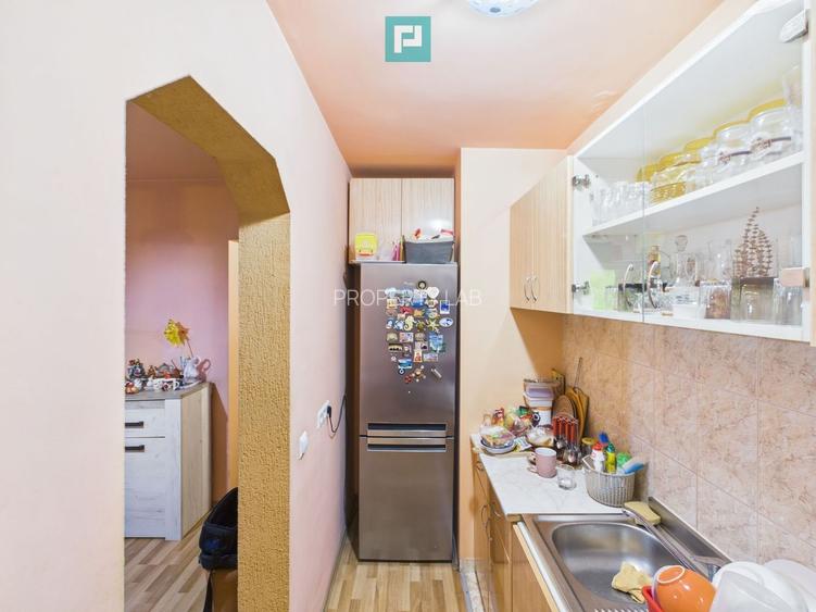 Apartament cu 3 camere tip X,  Str. Feldioarei - 5