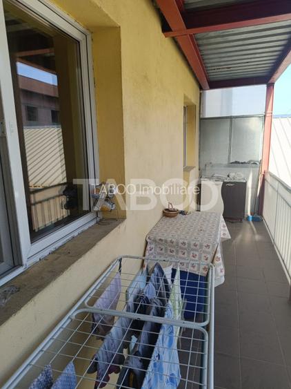 Garsoniera cat un apartament- 51 mp utili balcon 6 mp etaj 3 sat Marsa - 8