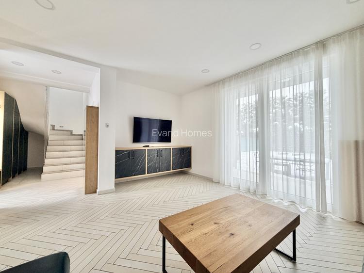 Penthouse pe 3 nivele- 112 mp utili si teren de 150 mp + terasa de 30 mp- Giroc - 3