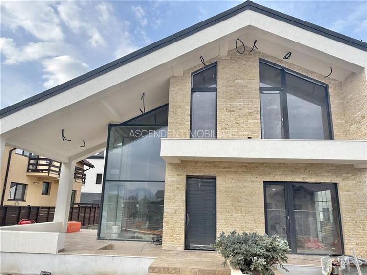 Vila moderna, unica prin design si arhitectura, la cheie, Sanpetru, Brasov - 7