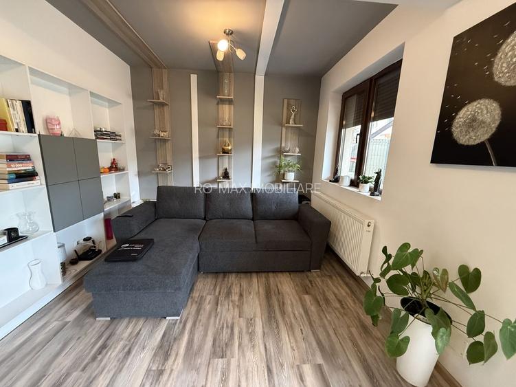 Casă înșiruită complet mobilată + curte+ 2 parcari în complex inchis! - 4