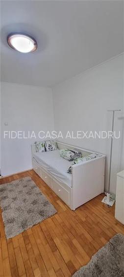 Apartament 4 camere, 2 bai, terasa - de inchiriat - Copou - 17