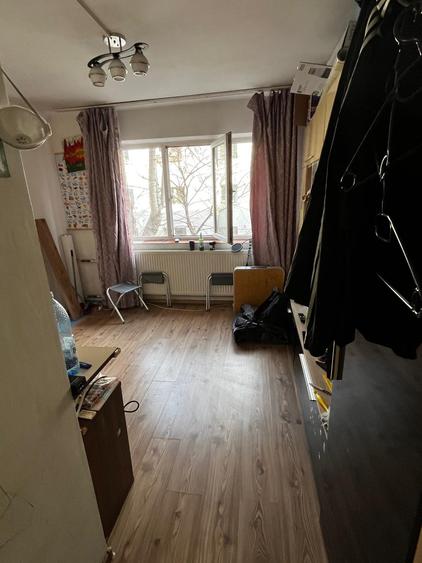 Cameră de cămin 17 mp – Piața Nicolina. Mobilată și utilată complet .