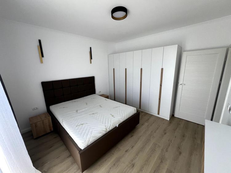Comision 0%. Etaj 1. Vila cu 6 ap. Piscina. Mobilat LUX. Asfalt. Braytim.