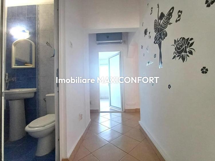 Vanzare 3 camere - Imobiliare MAXICONFORT
