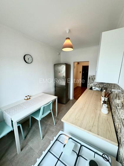 Apartament 2 camere la 3 minute metrou Gorjului Sector 6 Bloc 1979 - 9