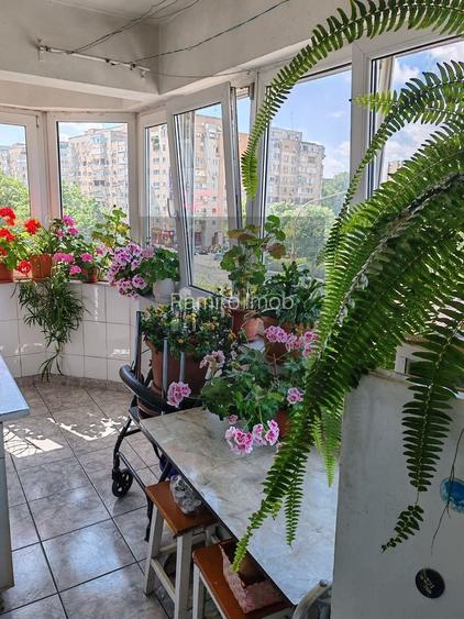 Apartament 3 camere zona MARRIOT decomandat - 10