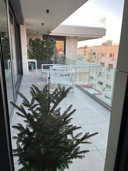 Apartament cu 3 camere | imobil de lux | zona Dacia - 2