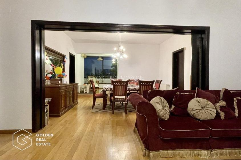 Apartament cu 5 camere și demisol mare, 2 bai, intrare separată - 2