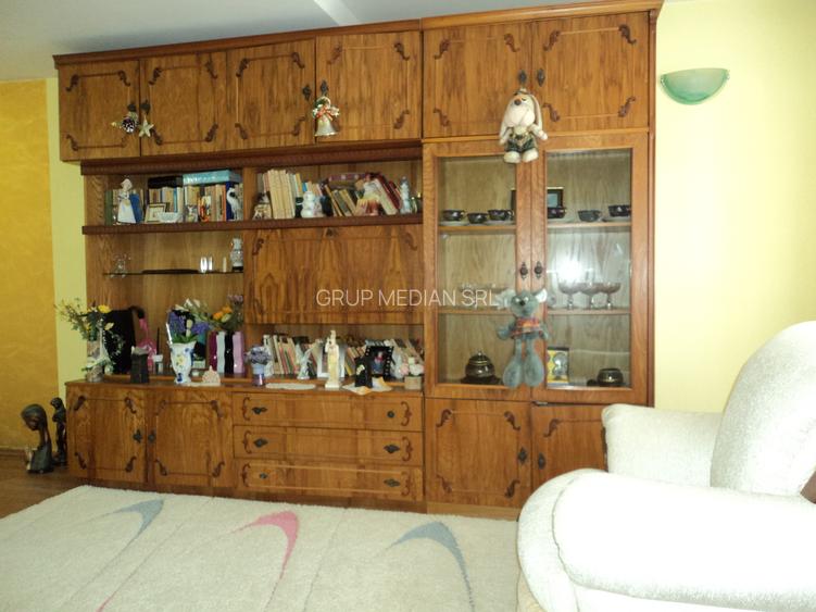 Casa la 7 km de Rm.Valcea, in com Bujoreni(Gura Vaii) - 7