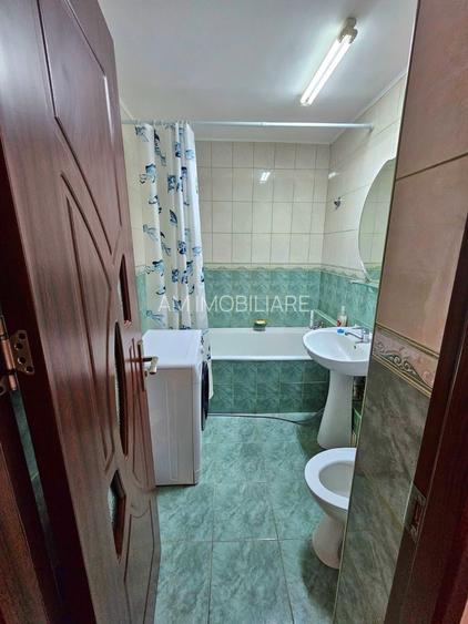 AP. 2 CAMERE GORJULUI, BUCATARIE DESCHISA, REABILITAT, METROU 5 MINUTE - 5