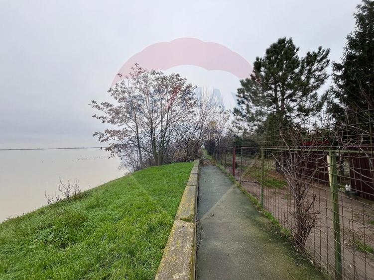 Teren 1427 mp - de vanzare in Mihailesti langa lac Arges - 2