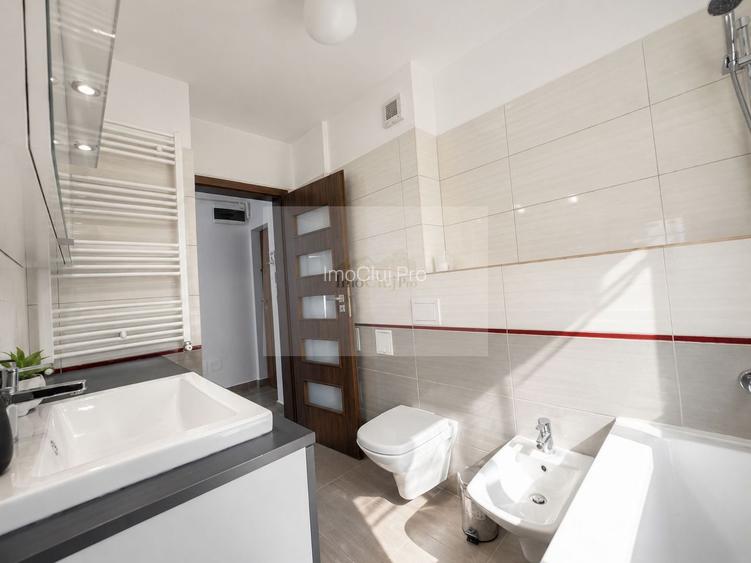 Vânzare ap. 2 camere decomandat, etaj 5, Iulius Mall, parcare - 11