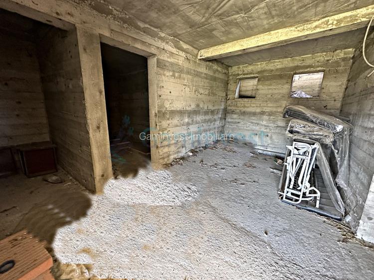 Cladire cu functiuni mixte, pe 3 nivele de vanzare, Oradea, Bihor - 7