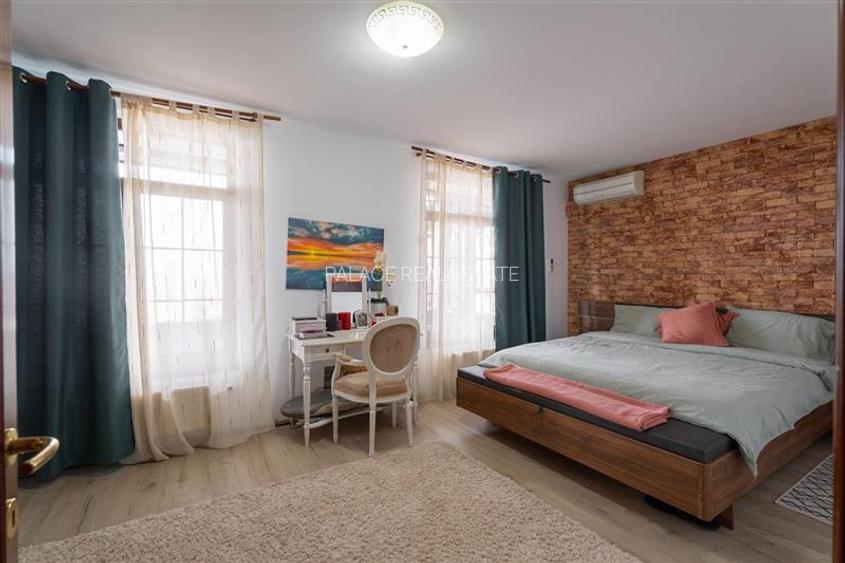 Vila de Vis cu Panorama Spectaculoasa ,INDEPENDENTA  ENERGETIC -Bucium - 12