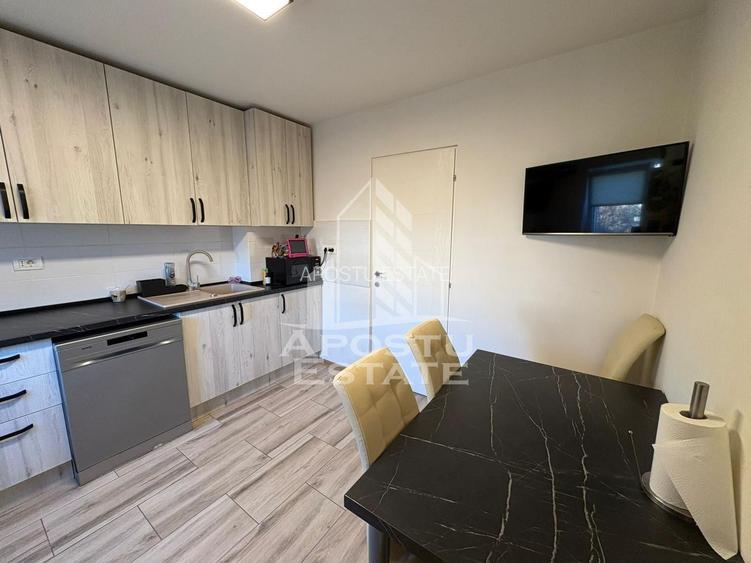 Apartament 3 camere, complet renovat,decomandat,etaj 3 zona Aradului - 9