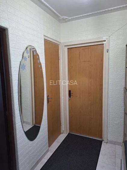 Apartament 3 camere, zona Podu Ros - 5