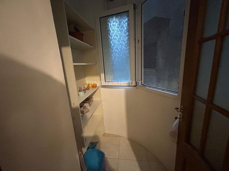 3 Camere Ultracentral 2 minute de Metrou Univestitate - 13