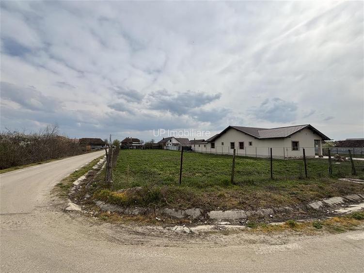 CASA CEFA | TEREN 1.654 MP | TOATE UTILITATILE | DUBLU FRONT - 17