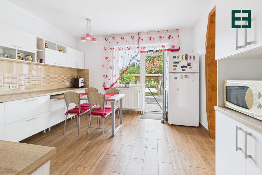 Casă tip Duplex cu 8 camere și 1080 mp teren  - Zona Bujac - Arad - 13