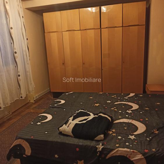 2 cam Mazepa 1 pret 260 euro - 2