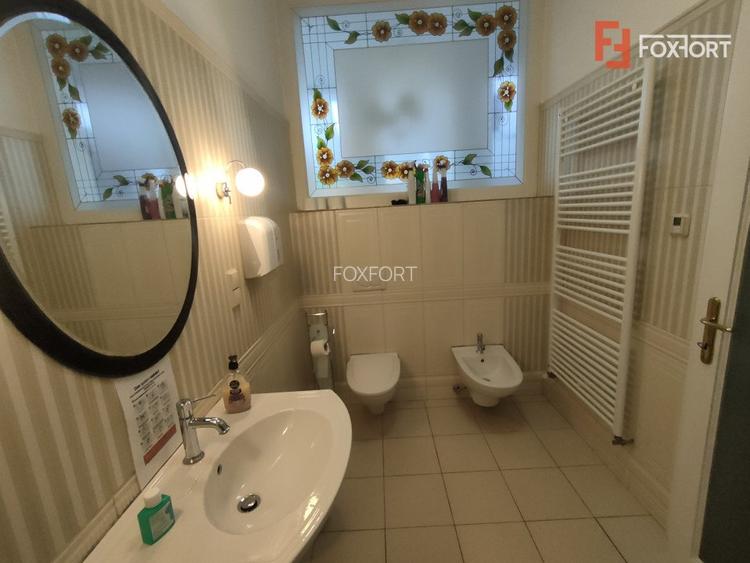 Ture in cabinet medical de inchiriat in incinta DENOVOCLINIC  - 5