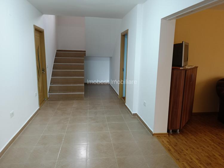 exclusivitate! Vila moderna P+M inalta, mobilata, cinci camere, Valu lui Traian! - 9