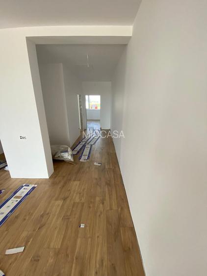 Comision 0%. Duplex spatios. Teren 380 mp. Panouri solare. - 18