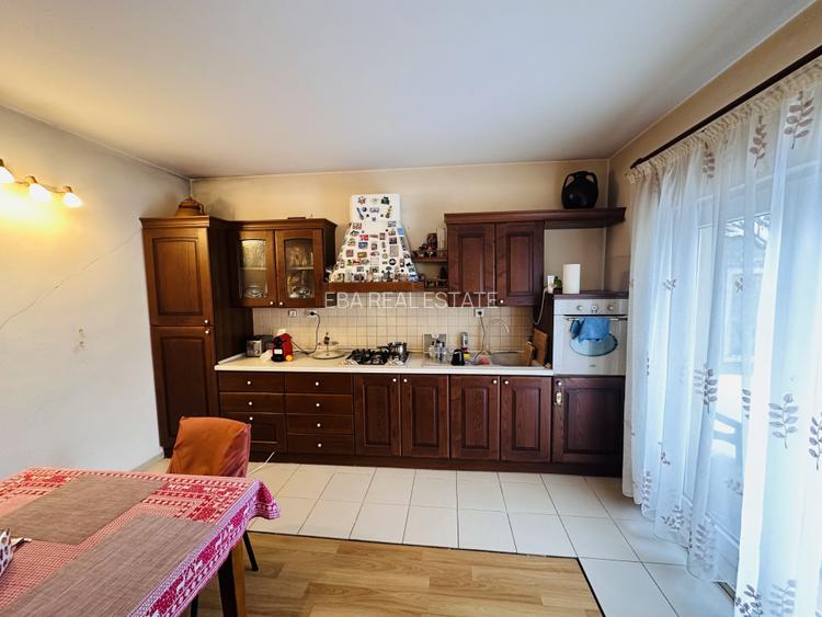 Duplex confortabil la Padure-Rosu, 273 mp construiti, 199 mp teren, P+1+M, 5 cam - 2