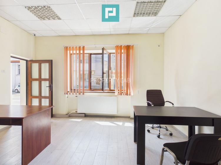 Spațiu central birou/locuință – Str. Primăriei - 3