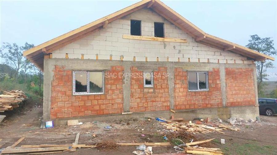 Casa noua de vanzare: 4 camere, 2 bai - loc. Dumesti | 500 mp teren | 128.000 eu - 4