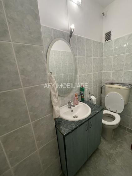 Inchiriez apartament 3 camere decomandat, Bd. Basarabia - 8