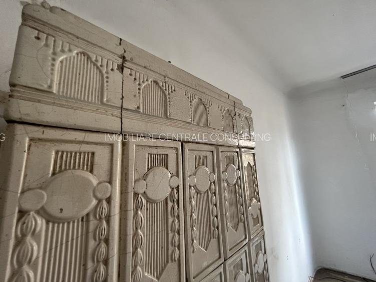 Villa with Art Deco Elements - 5