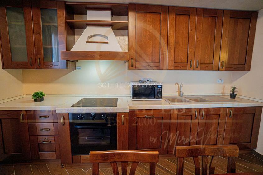 Stațiunea Mamaia - 3 camere, vedere panoramică la lac &acirc; Vila Ovidiu - 11