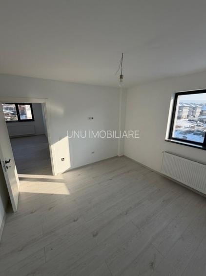 Bloc nou, etaj intermediar, 58mp, 1500€/mp // Comision 0% - 4