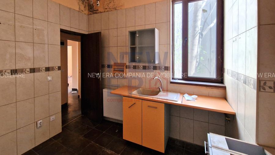 Vila cu curte de vanzare ULTRACENTRAL - 386 mp, 114 mp curte libera - 18