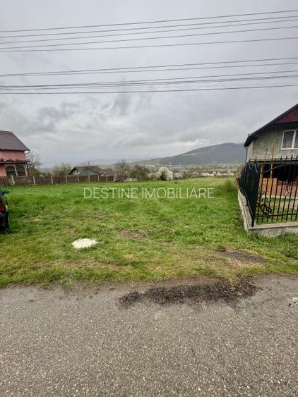 Teren intravilan, în Vetel, loc de casa, schimb cu apartament - 2