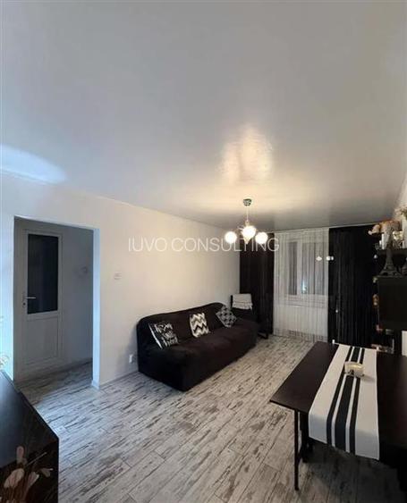 Vanzare Apartament 4 Camere Semidecomandat Berceni-Samoila Dumitru - 6