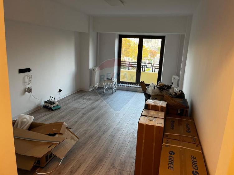 4 camere renovat | vedere fântâni Unirii | Bibescu Vodă | 106 mp - 37