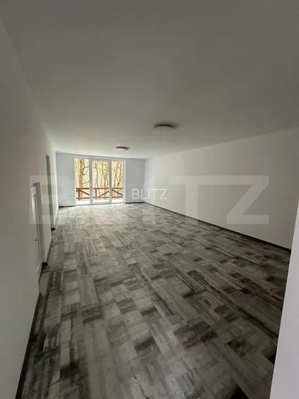 Casă de vânzare, 281 mp, zona Corunca