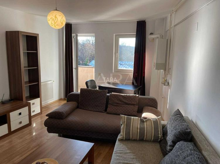 Apartament cu 2 camere, balcon generos, proximitatea Paltinia. - 3