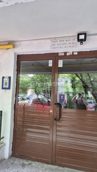 APARTAMENT 3 CAMERE DE VANZARE GORJULUI - 18