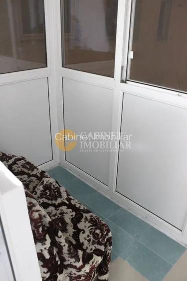De Închiriat: Apartament 2 Camere Decomandat -Mircea cel Bătrân -Etaj 4/10 - 8