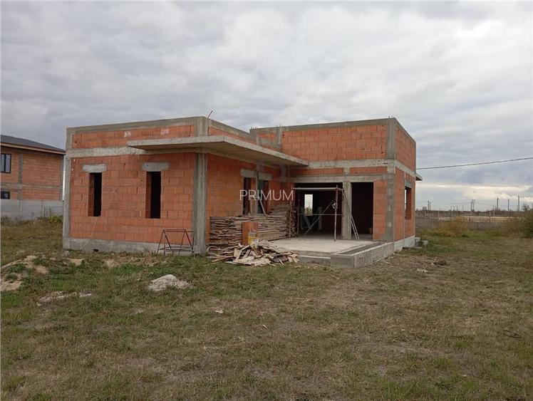 Casa individuala - la rosu - teren 606 mp utili - 6