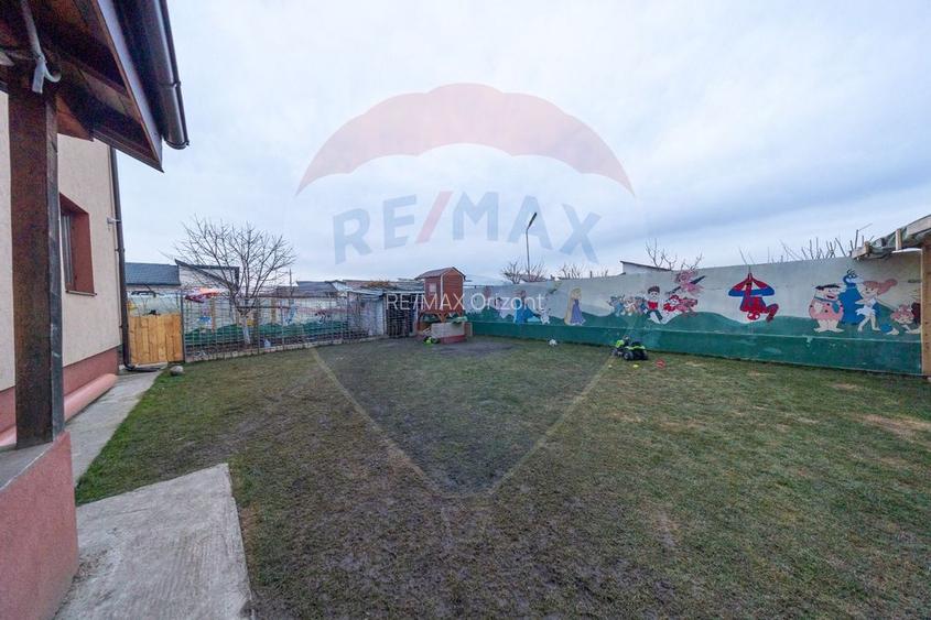 Acasa incepe aici-5 camere,curte 500mp si garaj in Sanpetru - 36