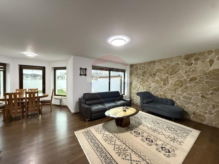 Casă / Vilă cu 7 camere de vânzare în Ovidiu Sud Constanta - 16