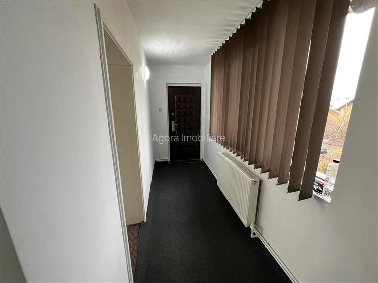 Spatiu Pretabil Servicii | 4 Camere | 80mp + 50mp terasa - 11