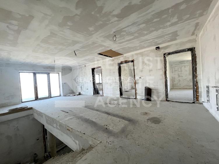 Vilă de vânzare, 253 mp util, teren 1000 mp, Rediu Mitropoliei - 9